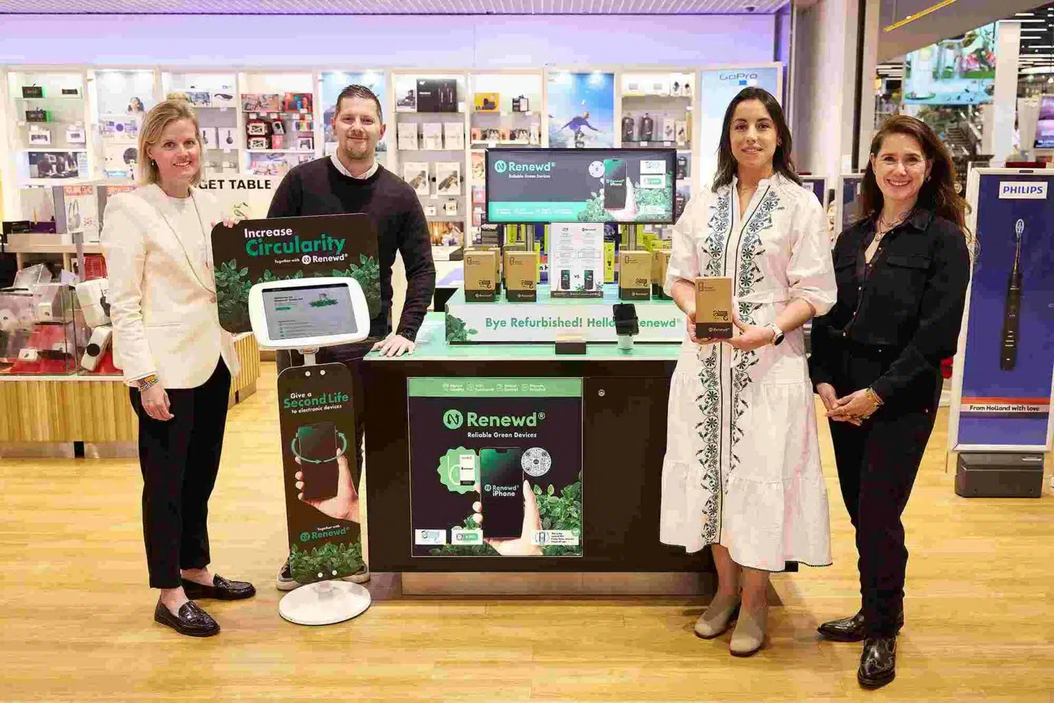 Capi en Renewd gaan  duurzame apparatuur aanbieden op Schiphol.