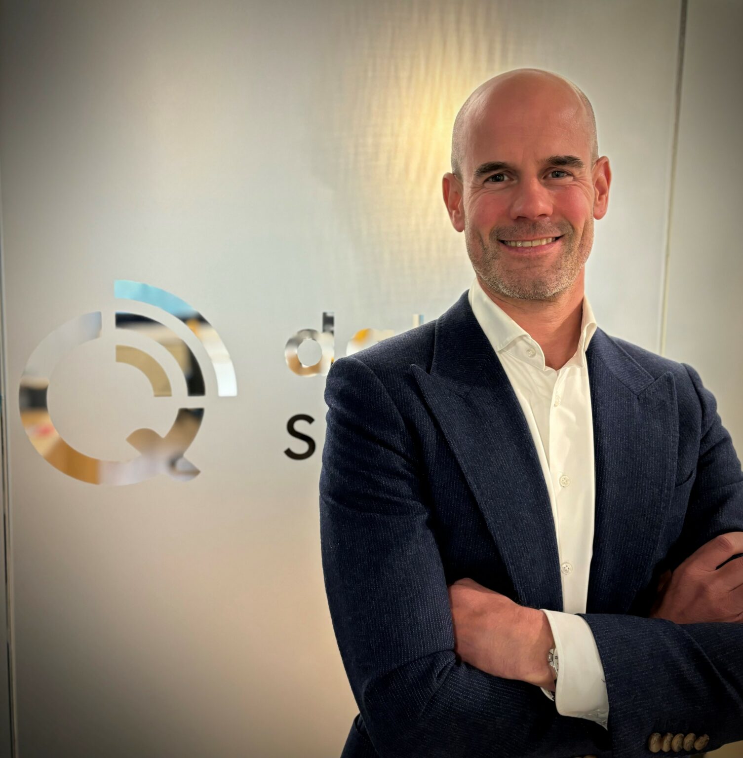 Q data solutions lanceert nieuwe dienst voor spraak en datasims