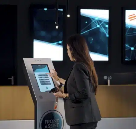 Meer dan in- en uitchecken; FrontAssist nu als volwaardig digitaal receptieplatform frontassist